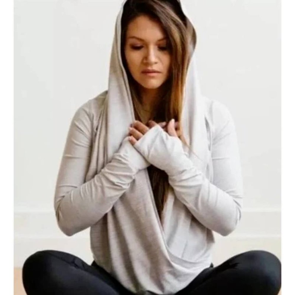 Zyia Active Womens Grey Wrap Twist Front Hooded Pullover Yoga Shawl Top L